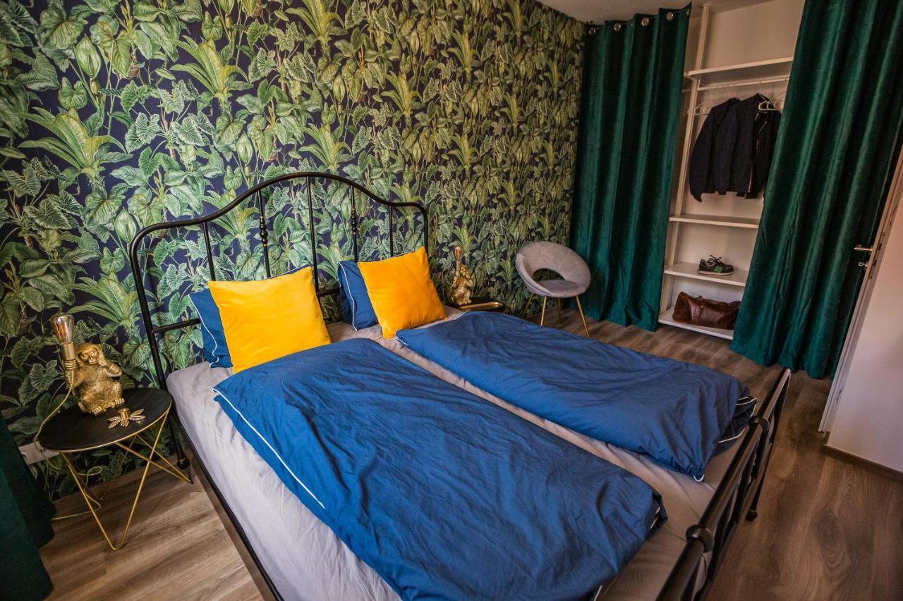 Stylish Oasis Central Apartment With Ac And Parking Budapeste Exterior foto